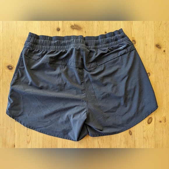 Eddie Bauer Amphib Shorts with SPF 50+ - Picture 6 of 8
